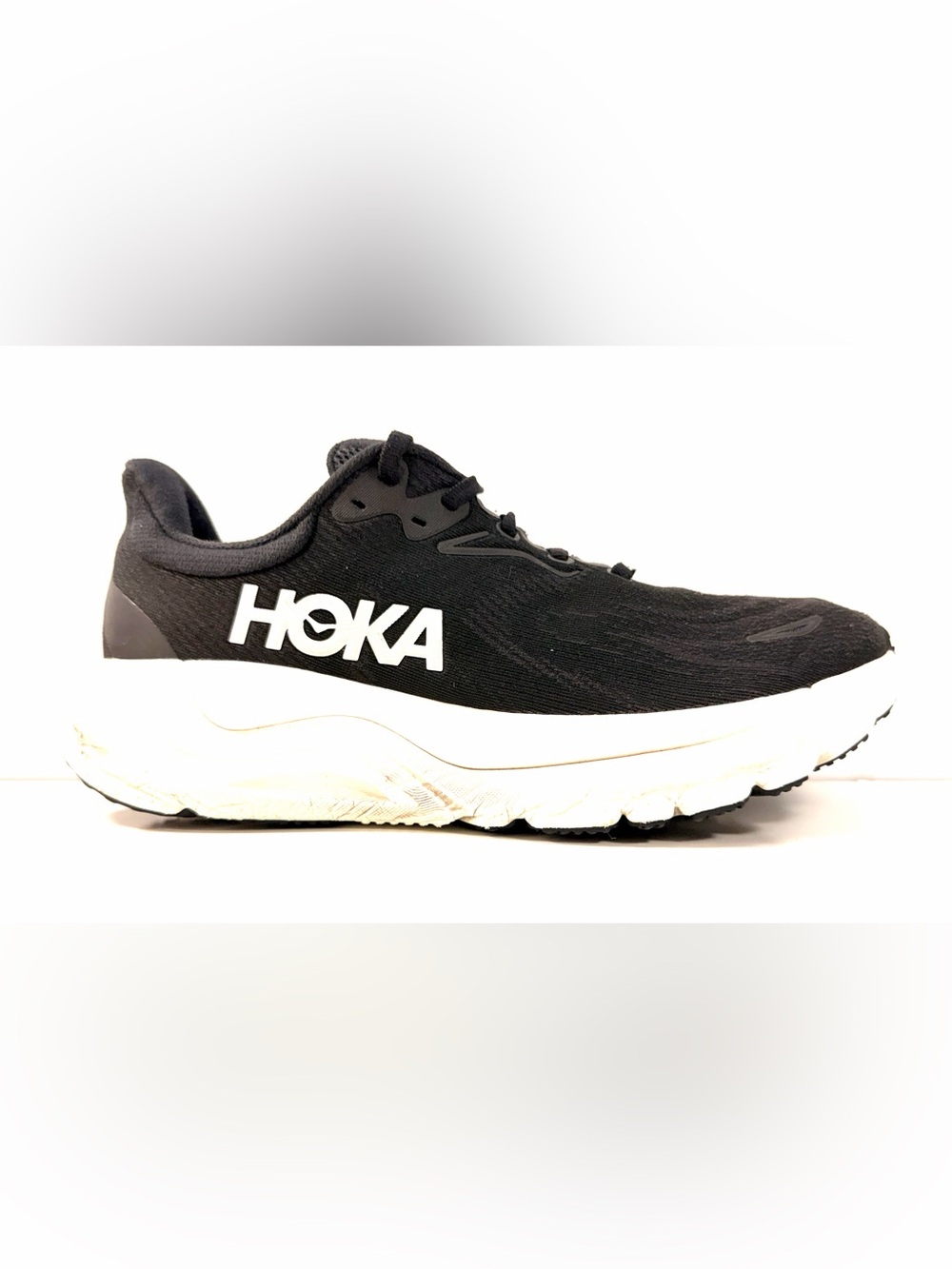 Hoka One One ARAHI 8